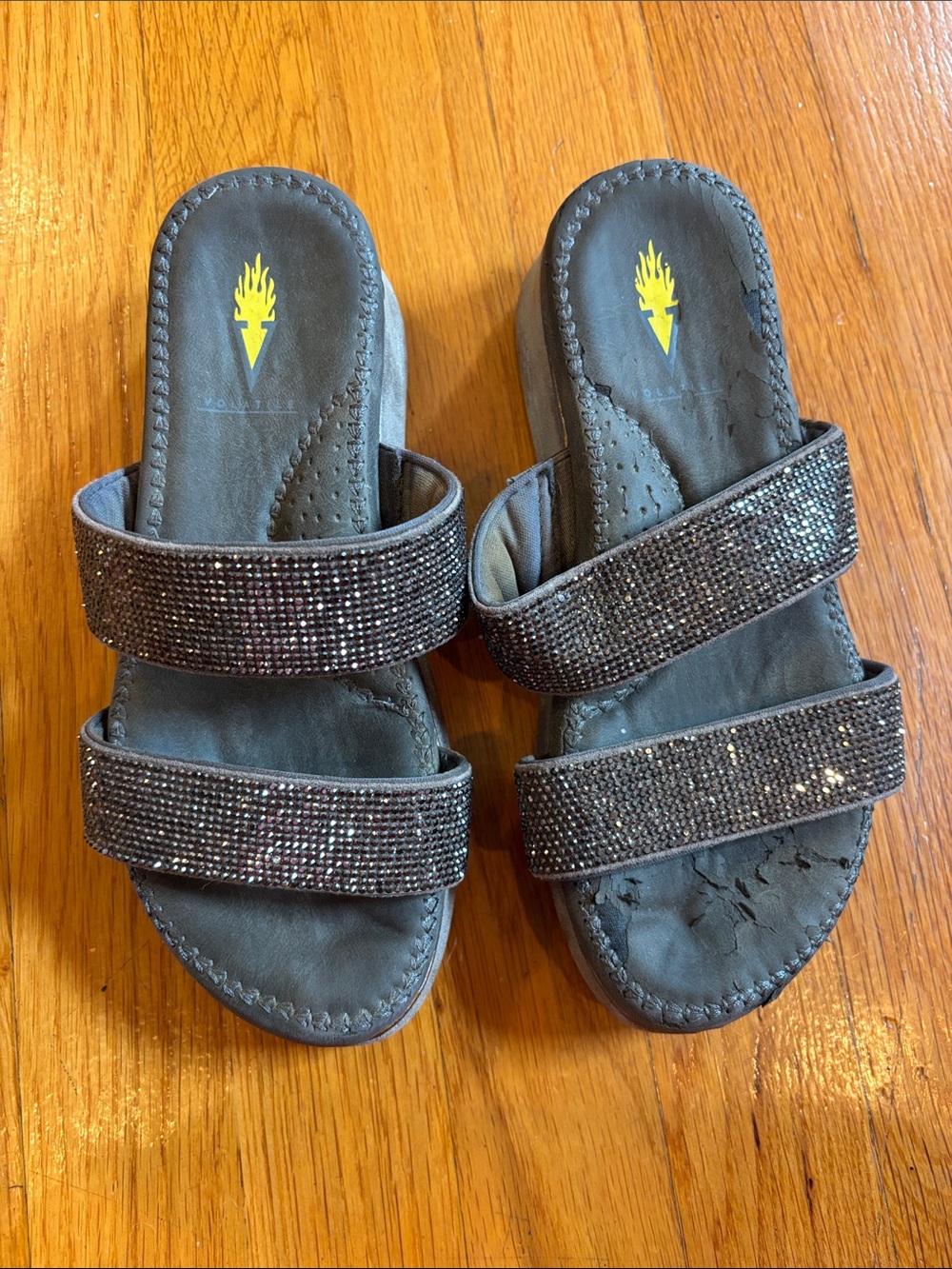 Volatile Women’s Double-Strap Slide Platform Sandal in Gunmetal Sparkle 5